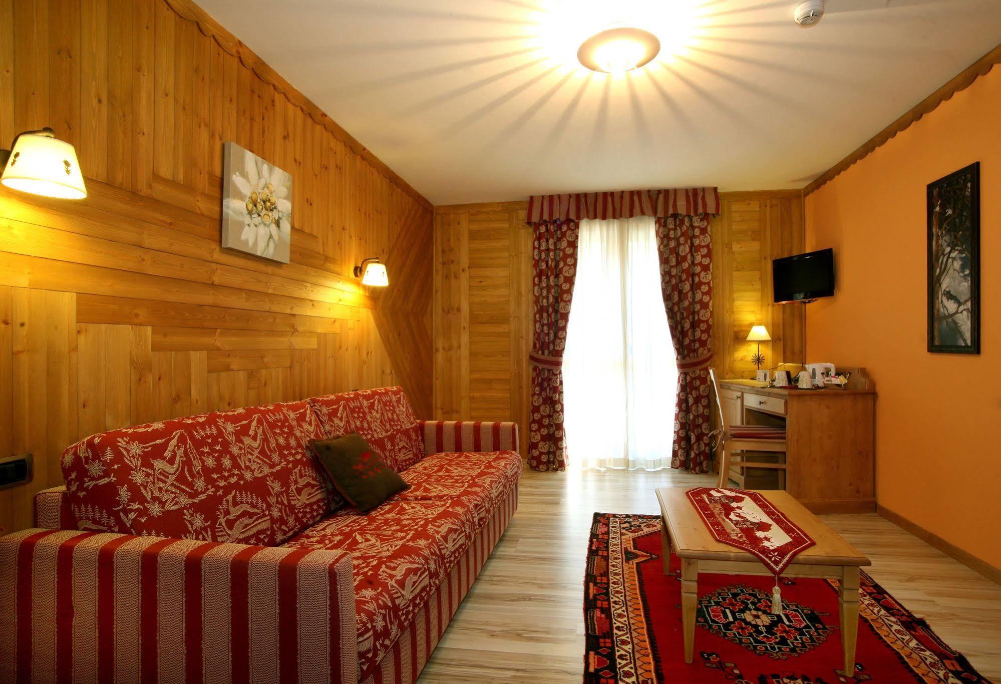 Hotel Boton D'Or & Wellness A La Thuile Exteriér fotografie
